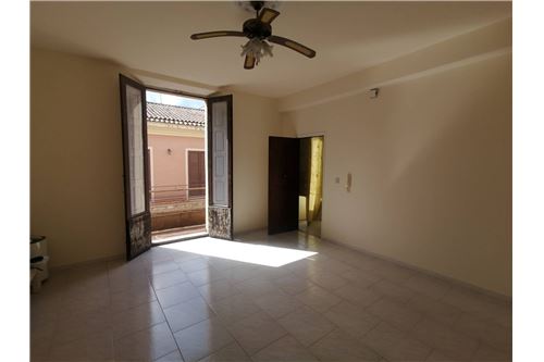 4 bedrooms Apartment in Milo, Italy No. 298604