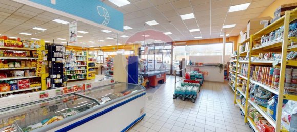 2-Zimmer Gewerbliche Immobilie in Bistagno, Italy, Nr. 56234 9