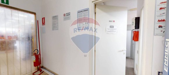 2-Zimmer Gewerbliche Immobilie in Bistagno, Italy, Nr. 56234 32