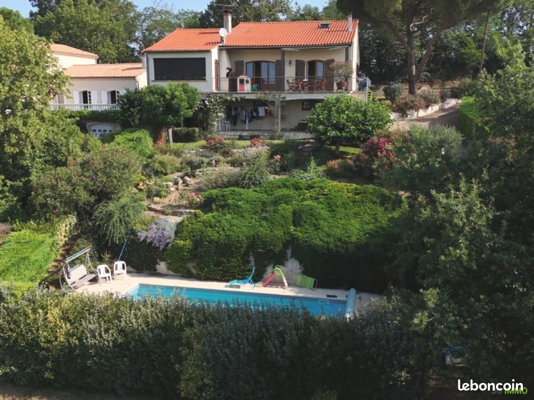 5 bedrooms House in Marssac-sur-Tarn, France No. 205661