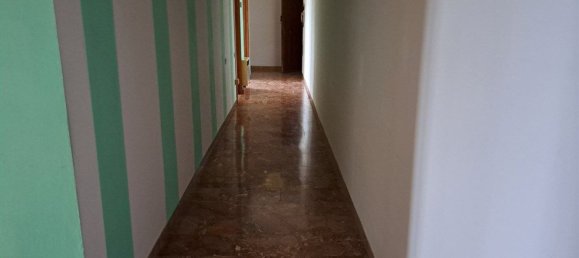 4 bedrooms Apartment in Ravenna, Italy No. 322767 8