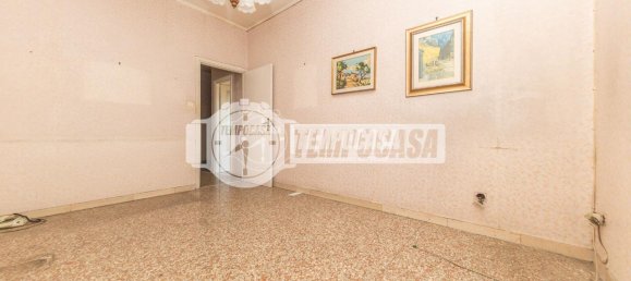 3 rooms Apartment in Rome, Italy No. 37490 10