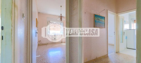 3 rooms Apartment in Rome, Italy No. 37490 23