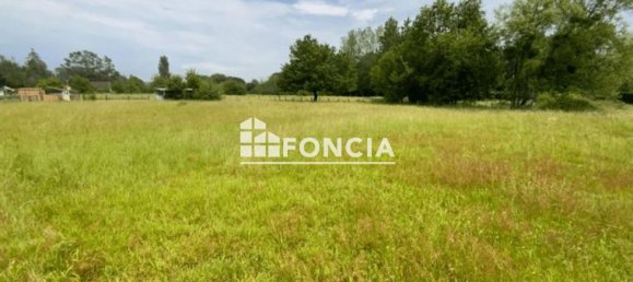 1147m² Land in Sarthe, France No. 306375 2