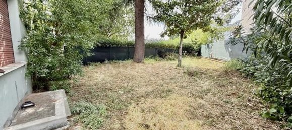 8 rooms House in Brescia, Italy No. 289622 10