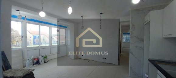 4 bedrooms Apartment in Almada, Portugal No. 84101 3