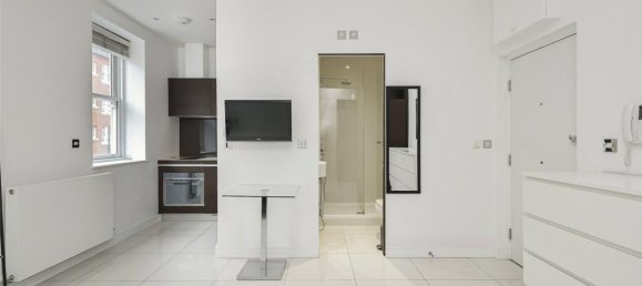  Apartment in London, United Kingdom No. 11163 19