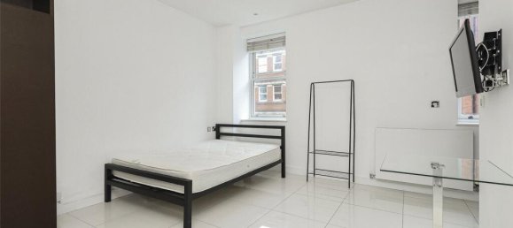  Apartment in London, United Kingdom No. 11163 17