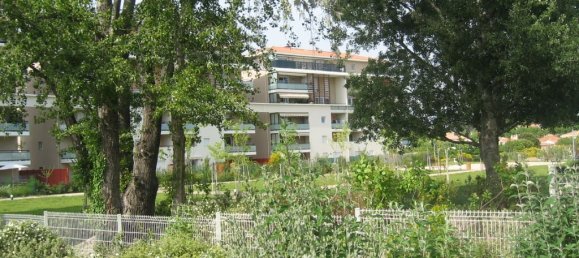 1 bedroom Apartment in Istres, France No. 332430 3