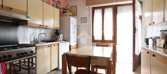 Villa de 4 dormitorios en L'Aquila, Italy No. 278930 11