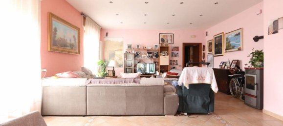 Villa de 4 dormitorios en L'Aquila, Italy No. 278930 10