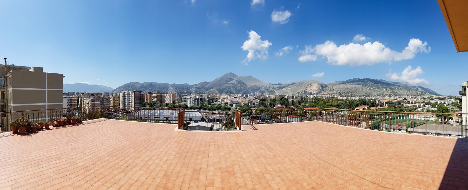 5-Zimmer Penthouse in Palermo, Italy, Nr. 46444