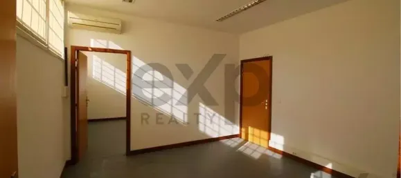 1-Zimmer Büro in Lisbon, Portugal, Nr. 49577 10