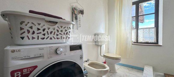 2 bedrooms House in Scarmagno, Italy No. 330050 25