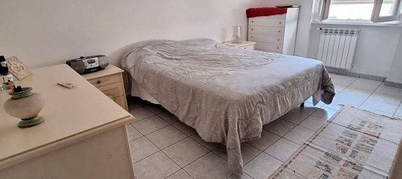 Apartamento de 2 dormitorios en Pioltello, Italy No. 327565 8