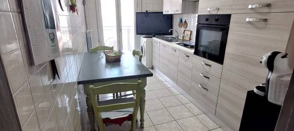 Apartamento de 2 dormitorios en Pioltello, Italy No. 327565 5