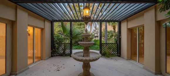 Villa de 5 dormitorios en Meadows, UAE No. 108395 10