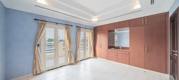 Villa de 5 dormitorios en Meadows, UAE No. 108395 8