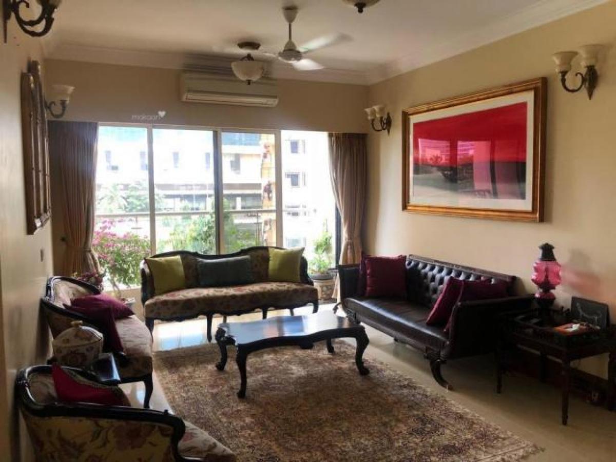 3 bedrooms House in Mumbai, India No. 10079