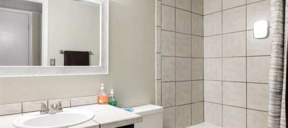 Café/restaurante de 4 dormitorios en Denver, USA No. 560312 19