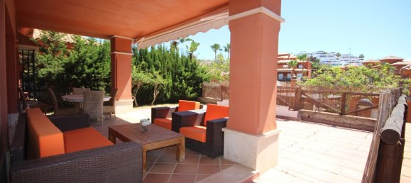 3 Schlafzimmer Haus in Marbella, Spain, Nr. 55895 24