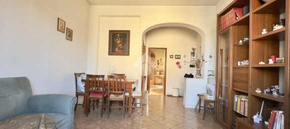 Apartamento de 3 divisões em Naples, Italy N.º 120421 10