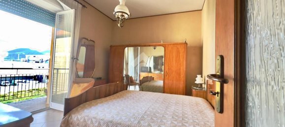 Apartamento de 3 divisões em Naples, Italy N.º 120421 11