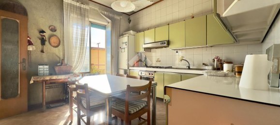 Apartamento de 3 divisões em Naples, Italy N.º 120421 6