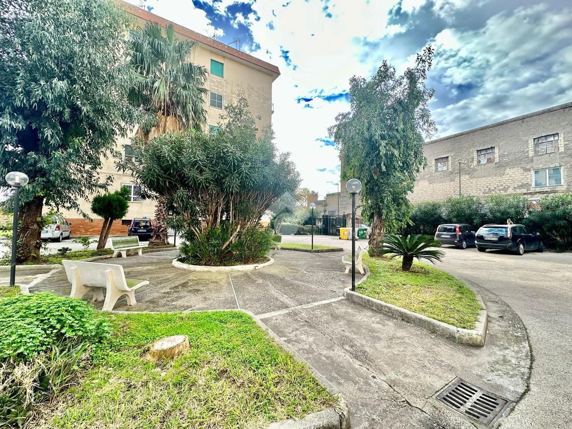 Apartamento de 3 divisões em Naples, Italy N.º 120421