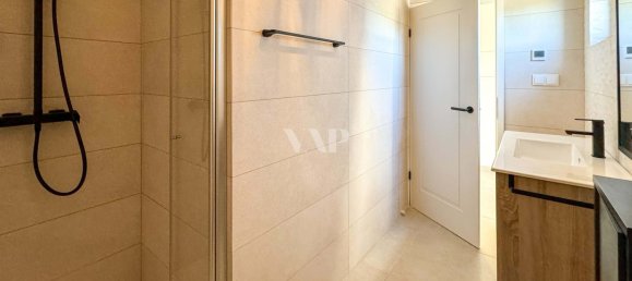 Villa de 5 dormitorios en Quarteira, Portugal No. 156806 34