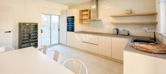 Villa de 5 dormitorios en Quarteira, Portugal No. 156806 11