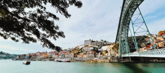 2 Schlafzimmer Doppelhaus in Porto, Portugal, Nr. 82495 21