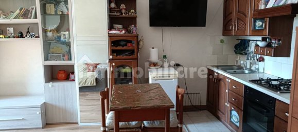 2 bedrooms Apartment in Viterbo, Italy No. 263045 2