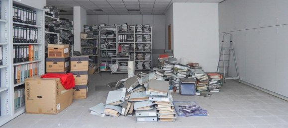 111m² Commercial property in Lisbon, Portugal No. 327858 16