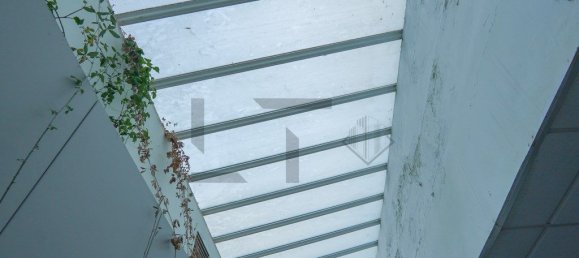 111m² Commercial property in Lisbon, Portugal No. 327858 14