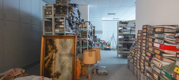 111m² Commercial property in Lisbon, Portugal No. 327858 11