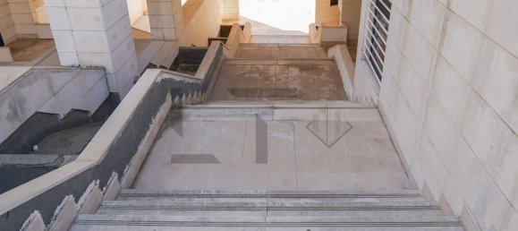 111m² Commercial property in Lisbon, Portugal No. 327858 4