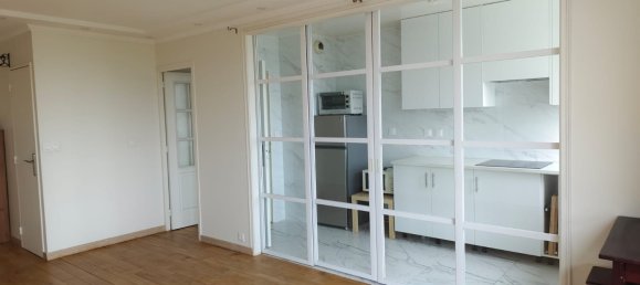 2 bedrooms Apartment in Issy-les-Moulineaux, France No. 182751 9