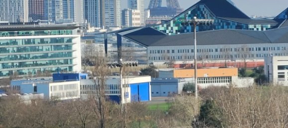 2 bedrooms Apartment in Issy-les-Moulineaux, France No. 182751 4