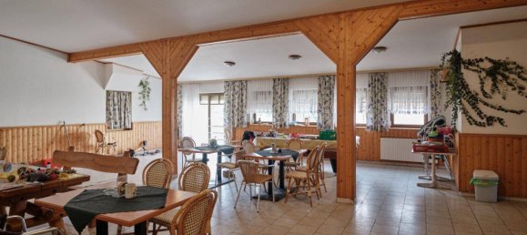 22-Zimmer Haus in Bruckneudorf, Austria, Nr. 175501 29