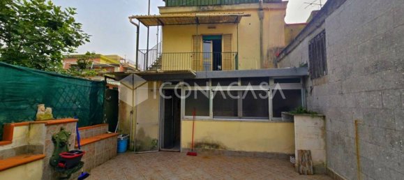 Apartamento de 4 dormitorios en Naples, Italy No. 321358 31