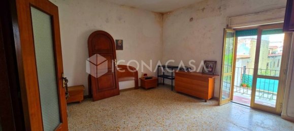 Apartamento de 4 dormitorios en Naples, Italy No. 321358 32