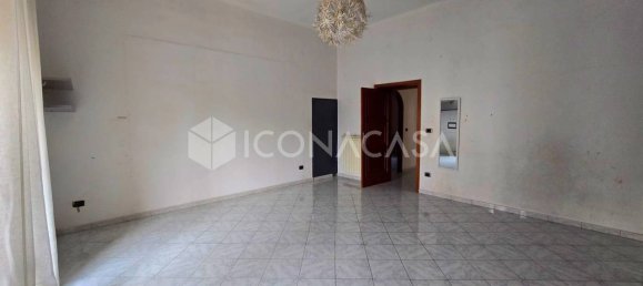 Apartamento de 4 dormitorios en Naples, Italy No. 321358 6