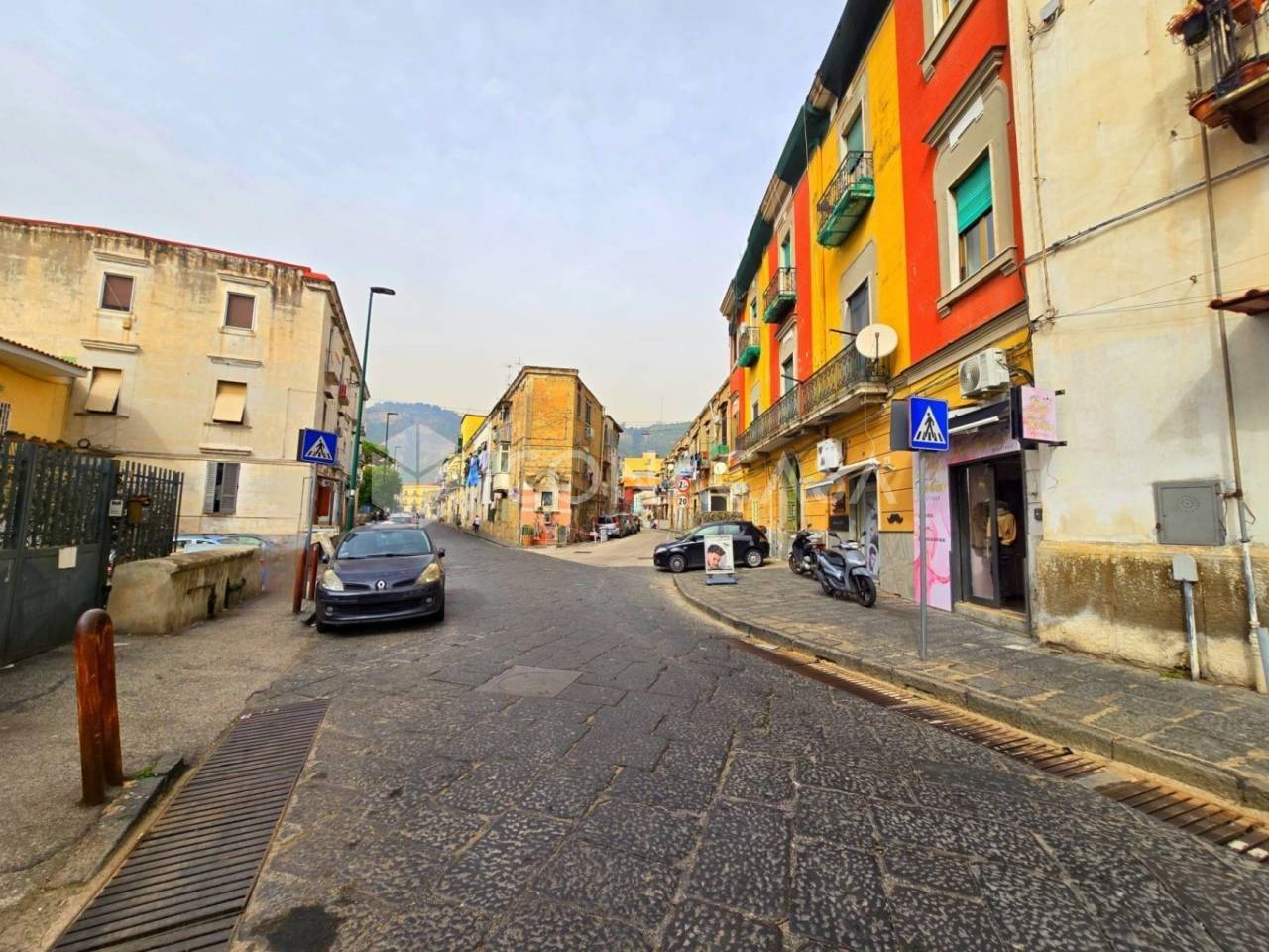 Apartamento de 4 dormitorios en Naples, Italy No. 321358