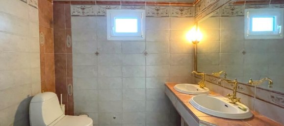 4 bedrooms Villa in Epanomi, Greece No. 2284 10