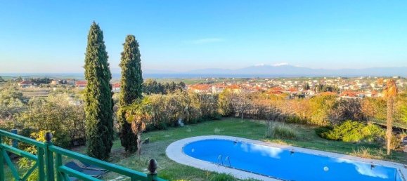 4 bedrooms Villa in Epanomi, Greece No. 2284 17