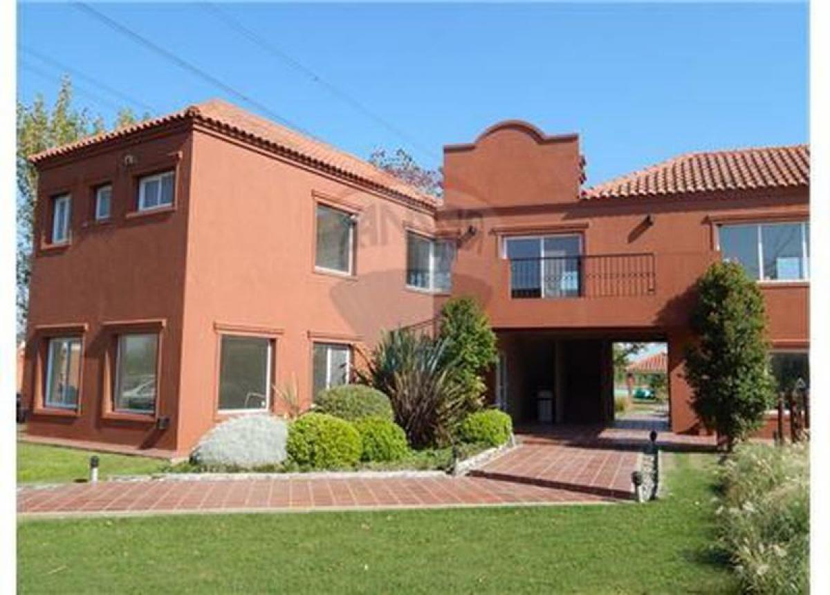  Land in Escobar, Argentina No. 35314