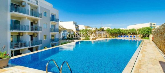 3 bedrooms Apartment in Marsalforn, Malta No. 1017 3