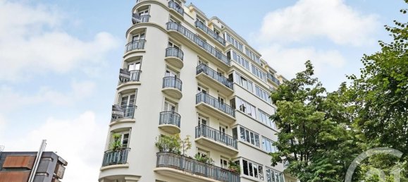 2 bedrooms Apartment in Paris, France No. 178262 2