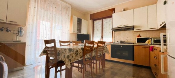 9 rooms Commercial property in San Severo, Italy No. 22433 5